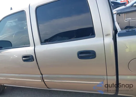 2006 Chevrolet Silverado 1500 Lt3 z USA, uszkodzony, nr VIN 2GCEC13T561206050